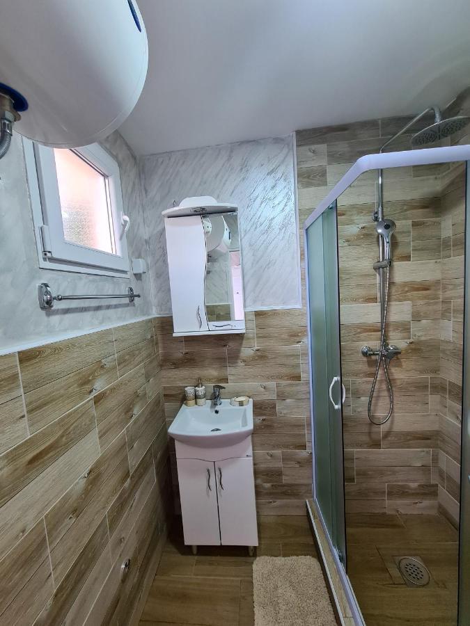 דונג'י מלינובאץ' Apartmani Kuljanin מראה חיצוני תמונה
