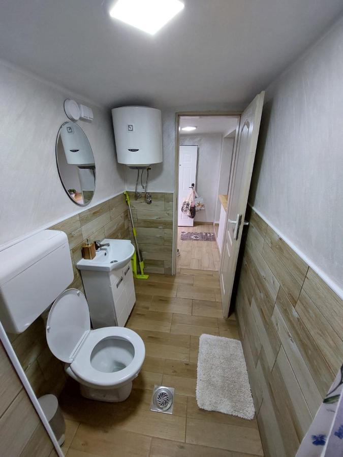 דונג'י מלינובאץ' Apartmani Kuljanin חדר תמונה